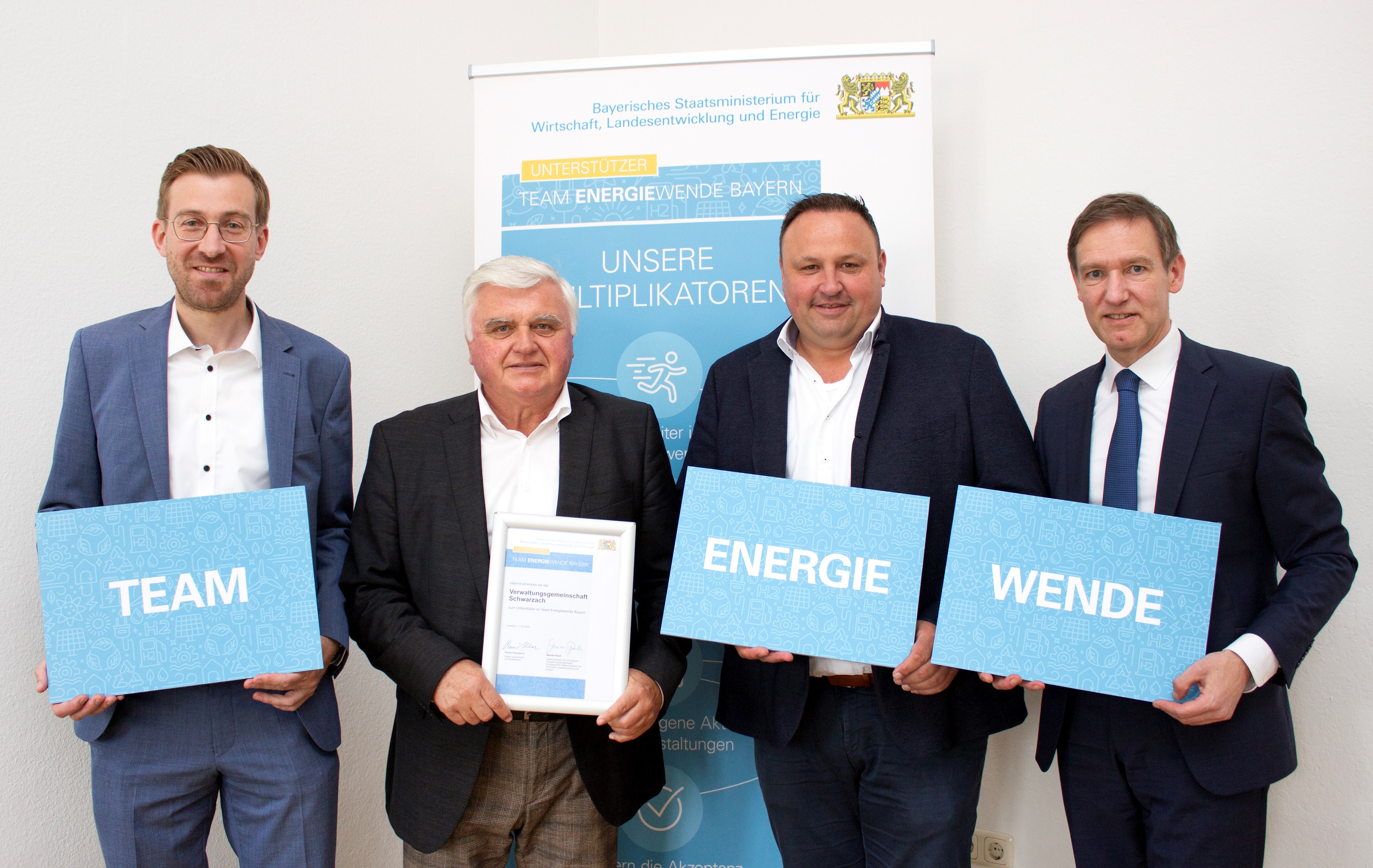 Leider haben wir keine weiteren Informationen zu diesem Link. Wir arbeiten daran und bitten um Ihr Verständnis.